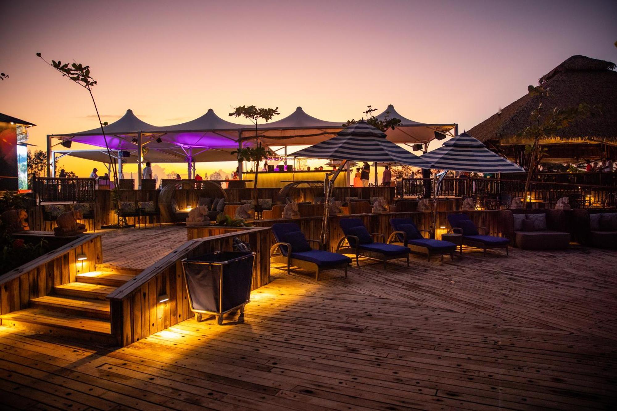Mayfair On Sea, Morjim Beach, Goa Bagian luar foto