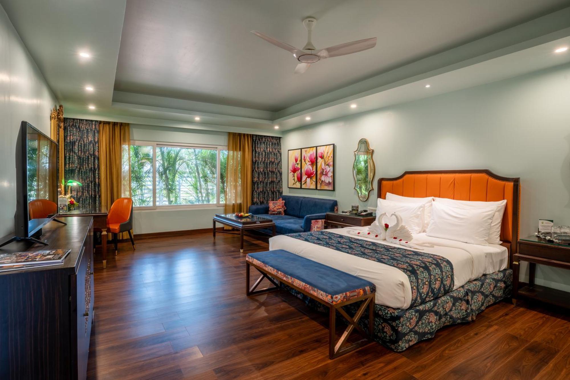 Mayfair On Sea, Morjim Beach, Goa Bagian luar foto