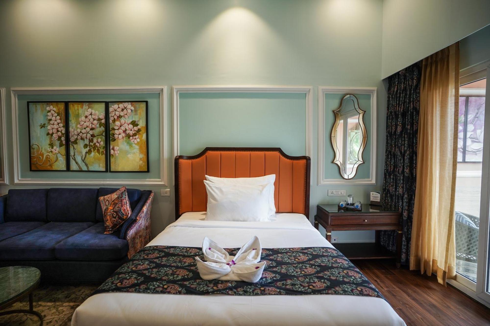 Mayfair On Sea, Morjim Beach, Goa Bagian luar foto